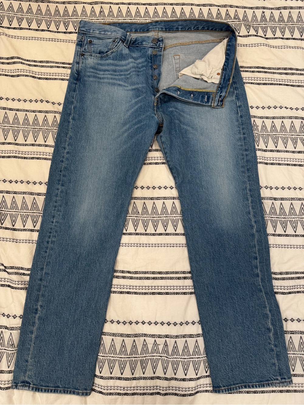 Levi’s 501 Original Fit Button Fly Straight Leg Mens Jeans | Size 36x30